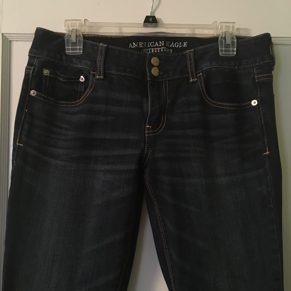 American Eagle Artist Super Stretch Size 10 Short